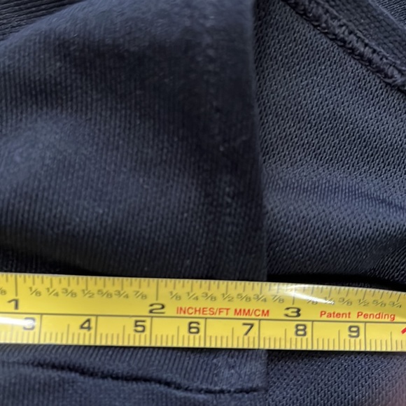 Under Armour lot of two loose fit heatgear shorts like new condition Sz large - Picture 8 of 8